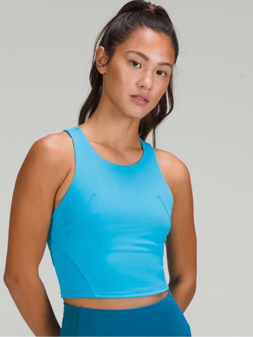 lululemon athletica bright turquoise cropped sports top Size 4